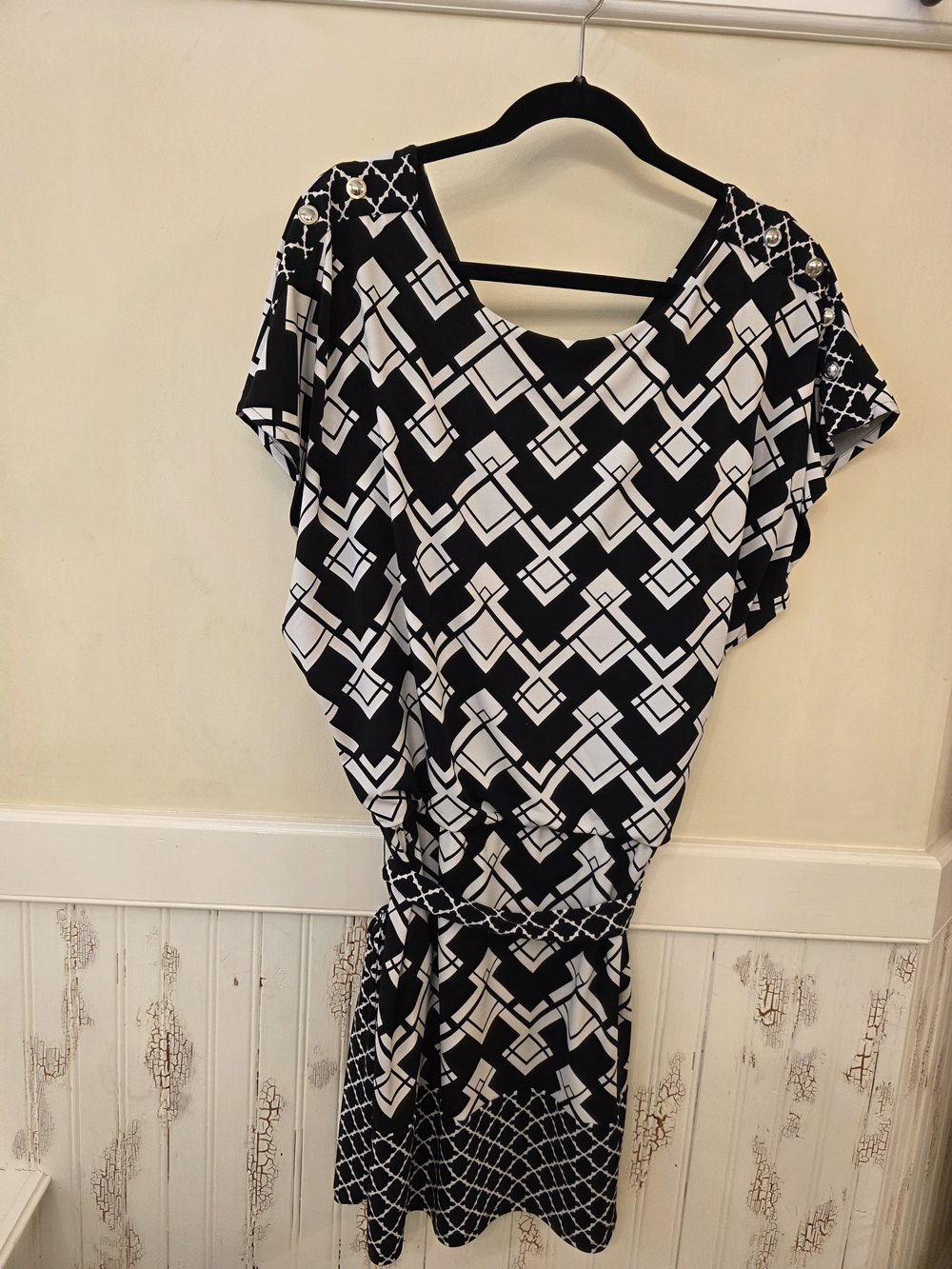 White House Black Market Black & White Geometric Midi Dress with V-Neck